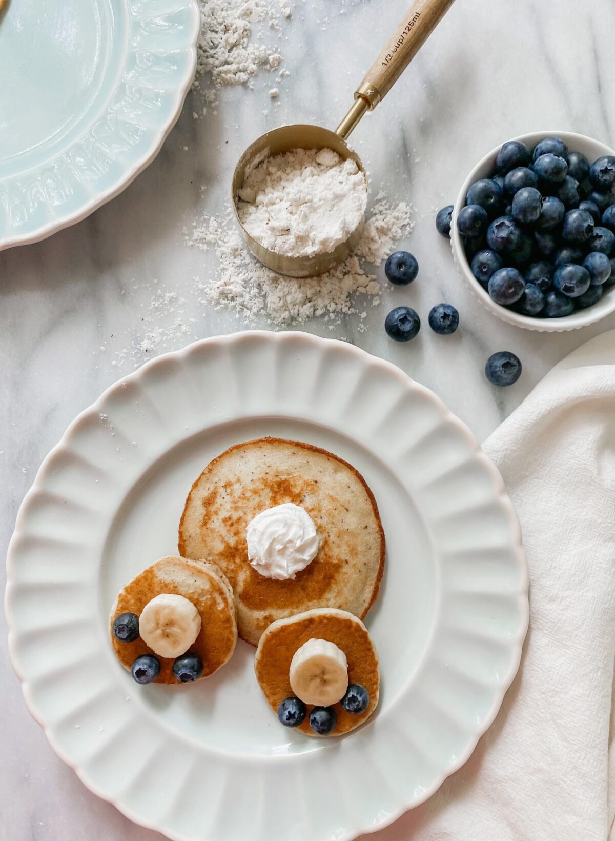 make Easter bunny pancakes with this easy recipe 


