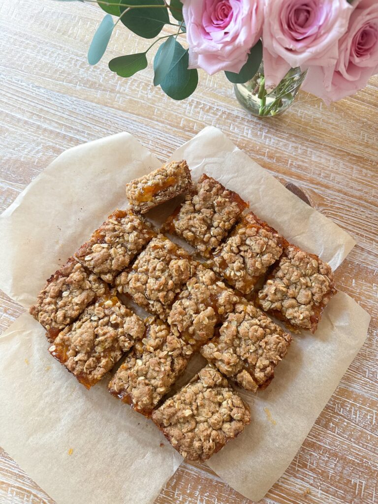 How to Make Irresistible Apricot Oat Bars